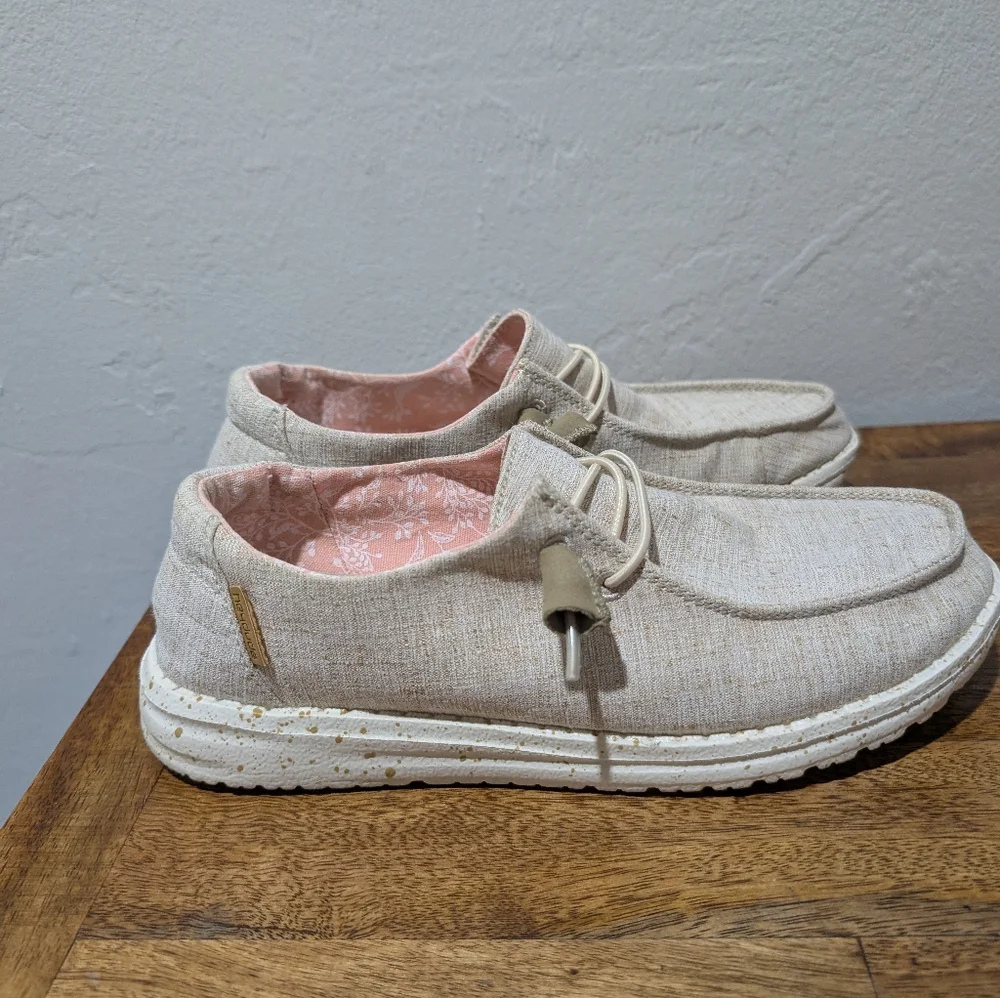 Hey‎ Dude Wendy Women Casual Shoes 7 Chambray White Nut Canvas Slip On 121410121